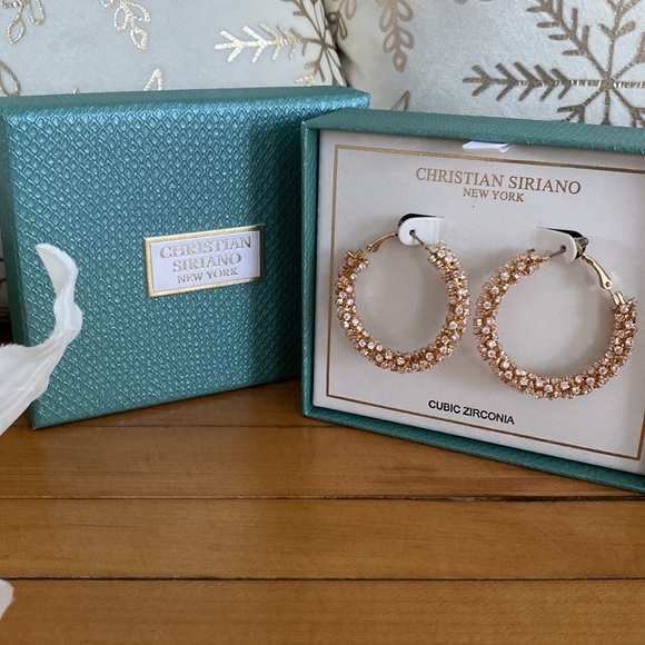 Christian Siriano Pavé-Style Hoop Earrings, Gold & Cubic Zirconia - Picture 14 of 14